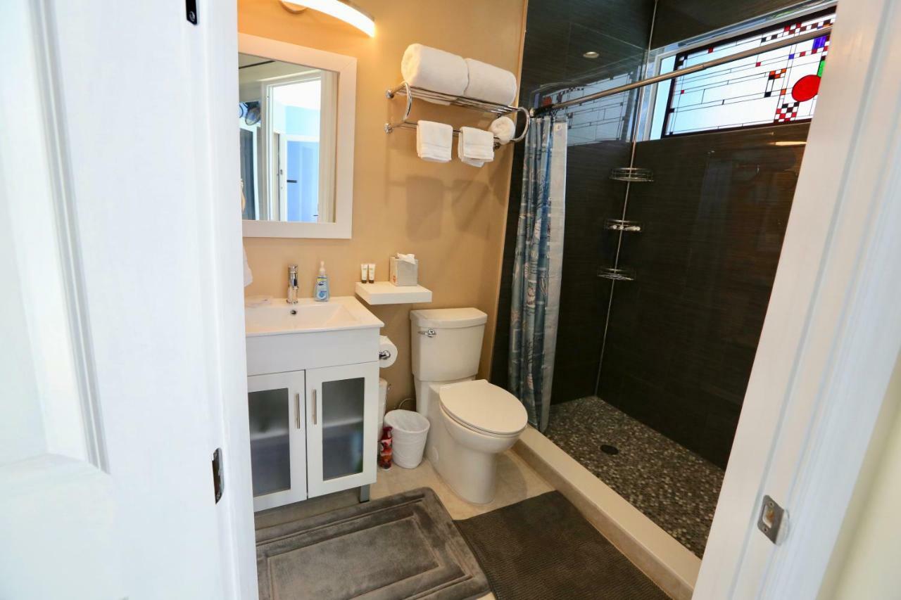 Fantasy Island Inn, Caters To Men Wilton Manors Eksteriør bilde