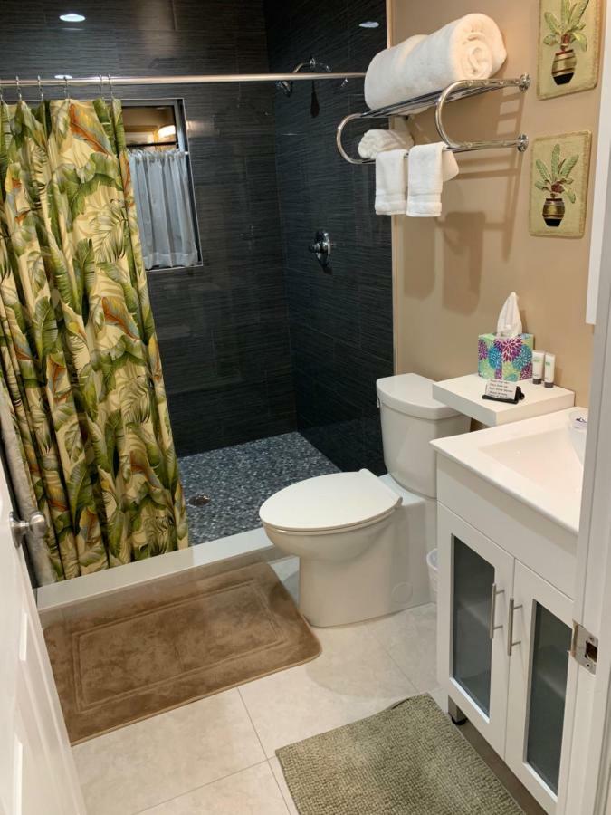 Fantasy Island Inn, Caters To Men Wilton Manors Eksteriør bilde