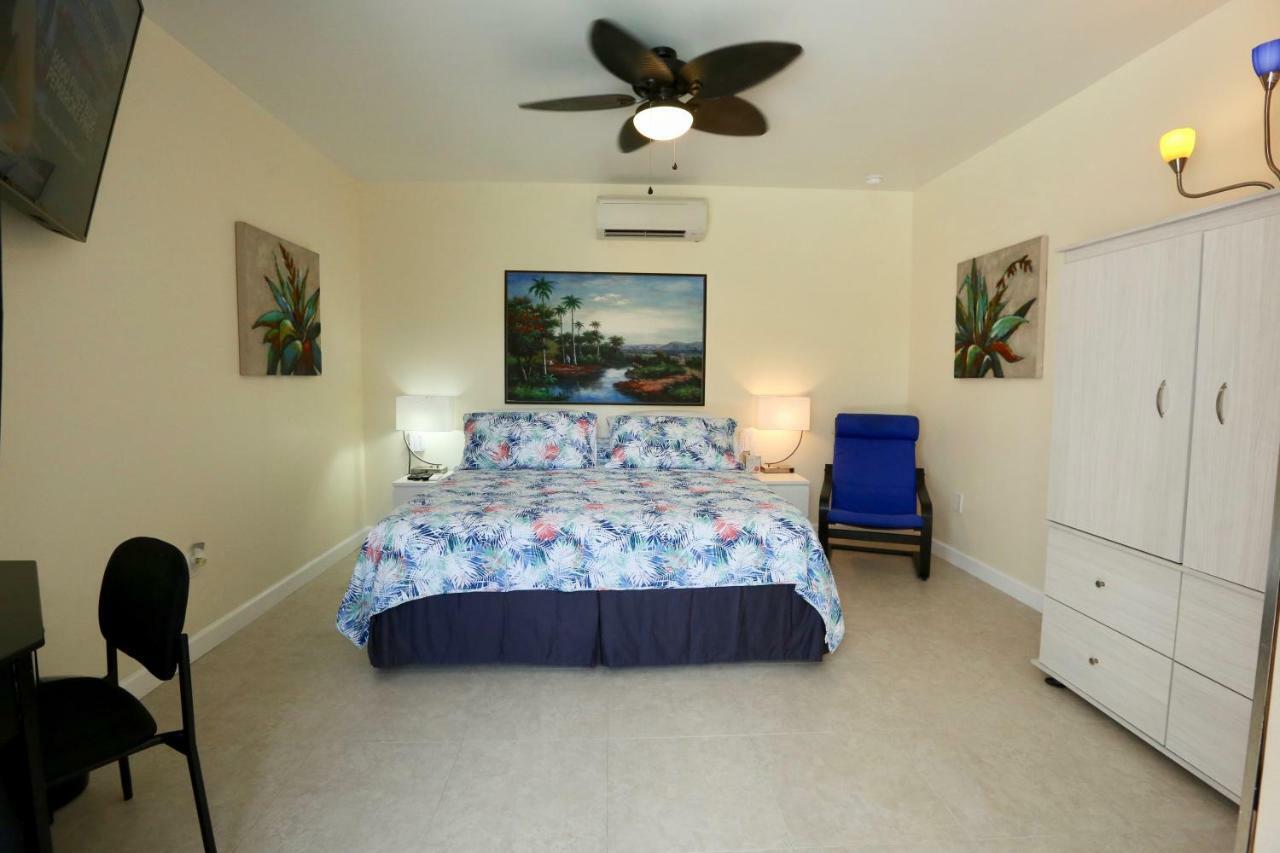 Fantasy Island Inn, Caters To Men Wilton Manors Eksteriør bilde
